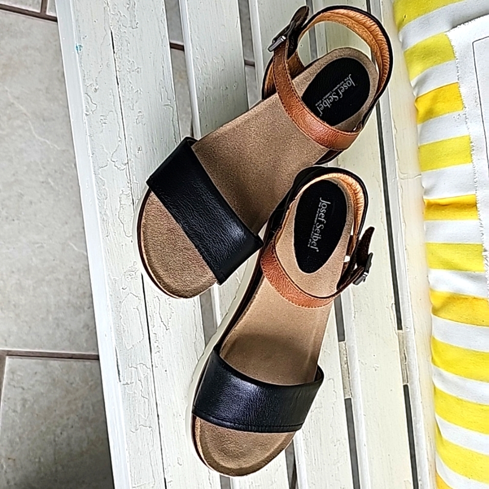 Joseph Seibel Leather Sandals 40 BLACK & TAN NWOT